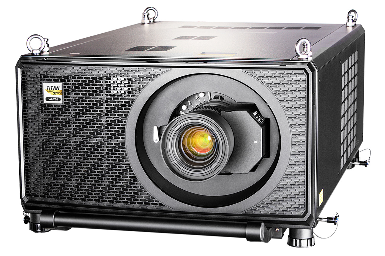 Color-corrected-Titan-Laser-37000-WUXGA-003