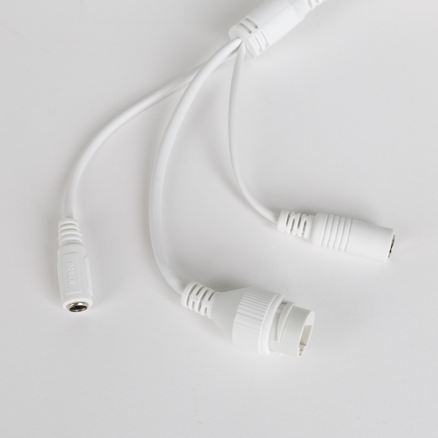 LUM-820-IP-TMW-01-Front1-Z