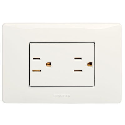 Master - Tomacorriente doble 2P+T 15A americano (pieza) Blanco