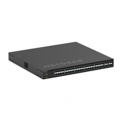 Netgear - Switch de red AV administrable de 40 puertos 10GBASE-X SFP+ con 4 enlaces ascendentes 100GBASE-X QSFP28 (pieza) Negro